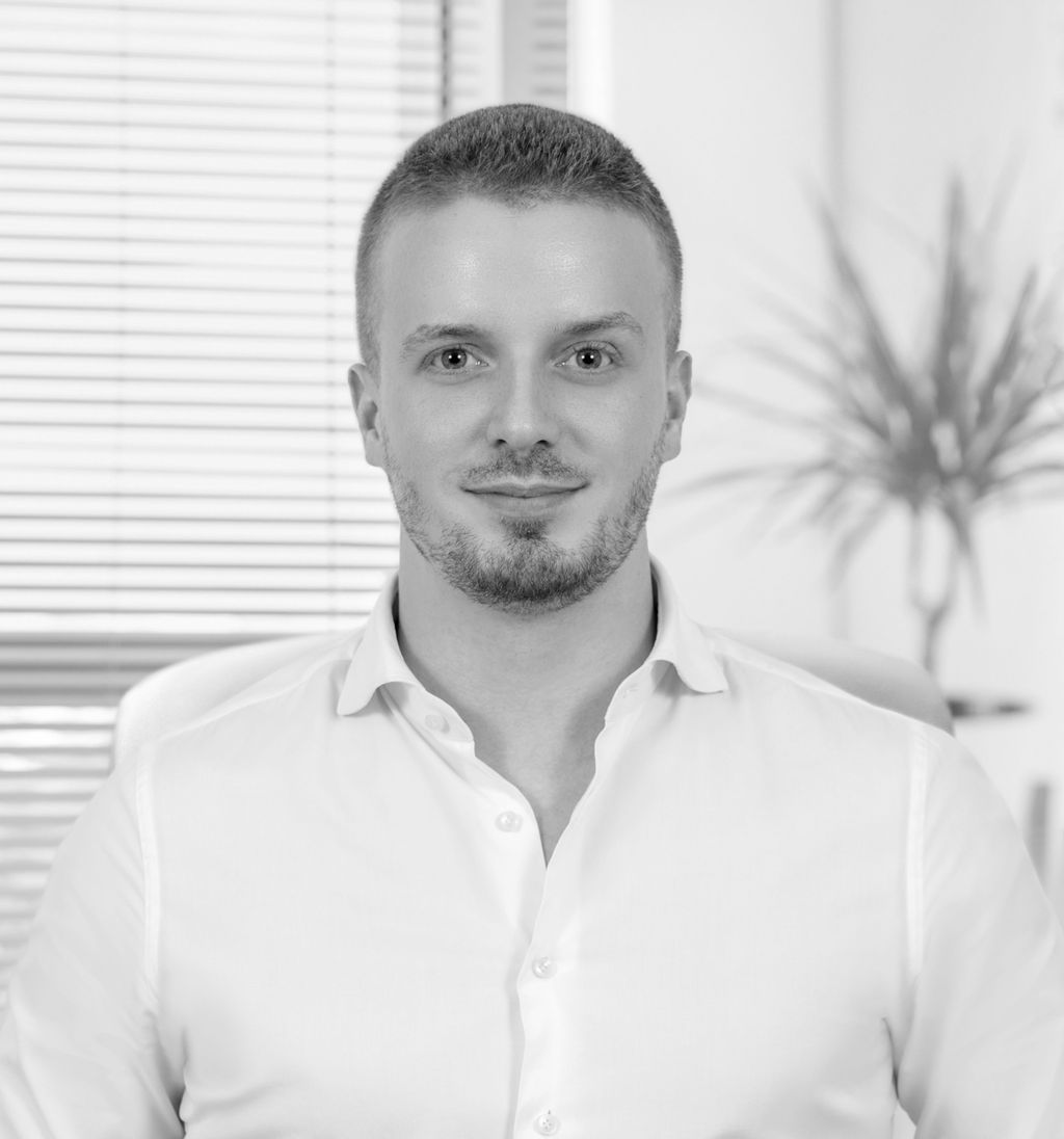 Harry Derrick, ASSOCIATE DIRECTOR 