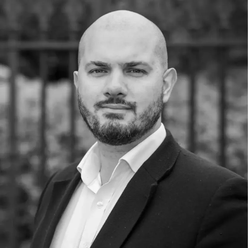Toby Johncox, GROUP MD