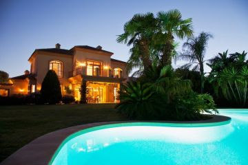 Modern luxury villa in Spain purchased using a £3 million crypto-backed loan