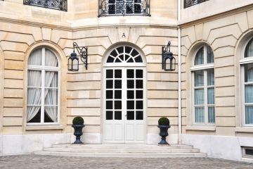 Helping a Private Banker Source a Large Loan for a VIP client