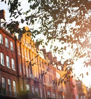 Joint Borrower Sole Proprietor Mortgage for First-Time Buyer in Central London